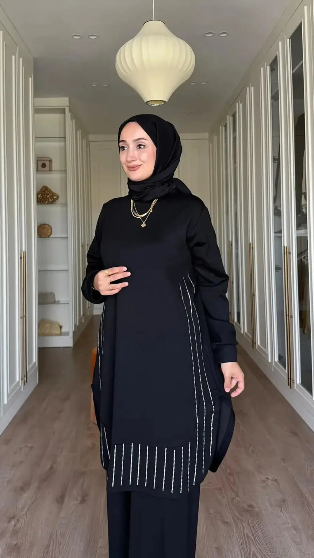 SWIT HIJAB STRASSE TURKEY