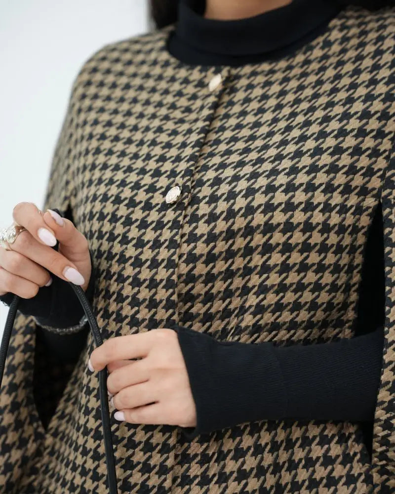 CAPE CHANEL